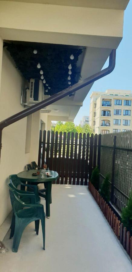 Blue Moon Apartment Navodari Exterior photo